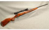 Weatherby Mark V .300 WBY MAG - 1 of 9