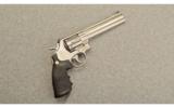 Smith & Wesson 629-3 Classic .44 Magnum - 1 of 2