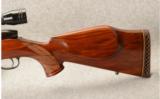 Weatherby Mark V 1959 .300 Weatherby Magnum - 8 of 9