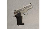 Smith & Wesson Tactical Model 4013TSW .40 S&W - 1 of 2