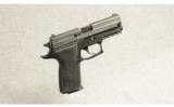 Sig Sauer P229.40 S&W - 1 of 2