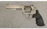 Smith & Wesson Model 986
9mm Luger - 2 of 2