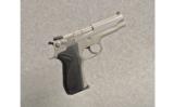 Smith & Wesson Model 5903
9mm Luger - 1 of 2