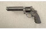 Smith & Wesson M629-6 Stealth Hunter .44 Magnum - 2 of 2