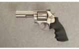 Smith & Wesson 686-6.357 Magnum - 2 of 2
