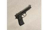 Beretta ~ 92FS ~ 9mm Luger - 1 of 2