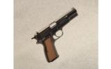 Browning ~ Hi-Power Standard ~ .40 S&W - 1 of 2