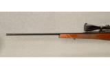 Weatherby ~ Mark V ~ .300 Wby. Mag. - 6 of 9