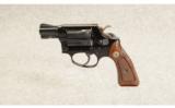 Smith & Wesson~37 Chief Special Airweight~.38 Spl - 2 of 3
