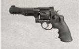 Smith & Wesson ~ Model 327 R8 M&P ~ .357 Mag - 2 of 2
