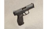 Heckler & Koch ~ VP 9B ~ 9mm Luger - 1 of 2