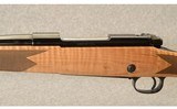 Winchester ~ Model 70 Super Grade Maple ~ 7 mm Remington Magnum - 7 of 9