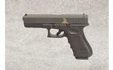 Glock ~ Model 17 ~ 9 mm Luger - 2 of 2