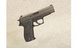 SIG Sauer ~ P226 ~ 9 mm Luger - 1 of 1