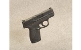 Smith & Wesson ~ M&P9 Shield ~ 9 mm Luger - 1 of 3