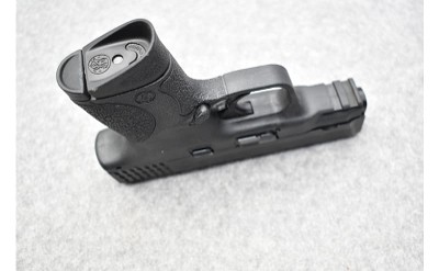 Smith & Wesson ~ M&P 40C ~ .40 S&W - Image 4 of 4