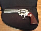 Colt Python.357 MAG.6 INCH - 1 of 14