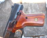 BROWNING - CHALLENGER III - .22 CAL. SEMI-AUTOMATIC PISTOL - 5
1/2" BARREL
- 4 of 8