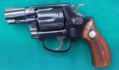 SMITH& WESSON MODEL 30-1 -
CAL.
32 S & W LONG