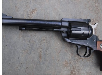 RUGER NEW MODEL BLACK HAWK ,357 MAGNUM - 6 1/2" BARREL - Image 2 of 8