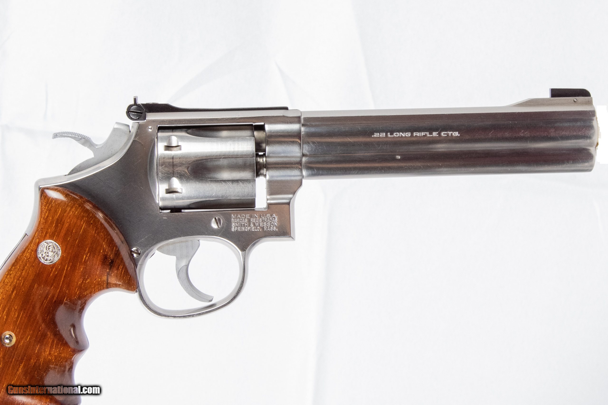 SMITH & WESSON 617 22LR