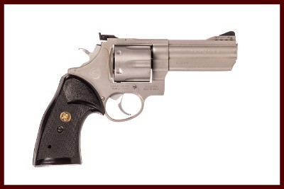TAURUS 44 44MAG - Image 1 of 4
