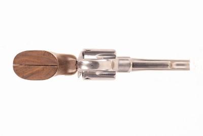 SMITH & WESSON 629 MOUNTAIN GUN 44MAG - Image 3 of 4