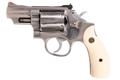 SMITH & WESSON 66-2 357MAG - Image 3 of 4