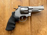Smith and Wesson 627-5 Pro Series - 2 of 5