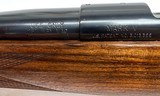 Weatherby Mark V, 257 Weatherby mag, Super wood, Mint condition - 3 of 15
