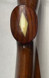 Weatherby Vanguard rifle, bolt action rifle in 30-06 caliber. Very good Condition, Made in Japan - 10 of 14