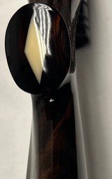 Weatherby Mark V, 7MM Wby. caliber. LEFT HANDLED, Excellent Condition, Magnificent wood, Weatherby Scope - 6 of 14