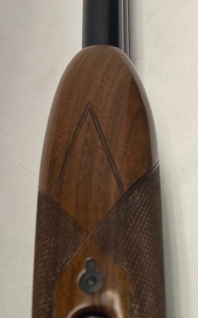 SKB/ Ithaca Model 600, 12-gauge Trap shotgun.32" BBL's Excellent Condition - Image 12 of 14