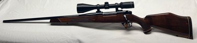 LEFT HANDED Weatherby German Mark V, in 300 Wby. Mag. caliber.  Magnificent rifle - Image 19 of 19