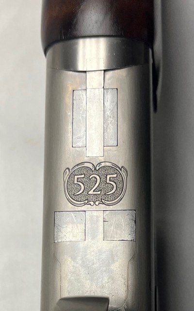 Browning Citori 525 12 gauge, O/U, 4 Invector chokes, Mint Condition, Bargain Priced - Image 17 of 20