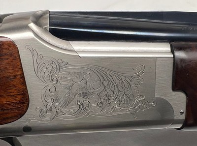 Browning Citori 525 12 gauge, O/U, 4 Invector chokes, Mint Condition, Bargain Priced - Image 1 of 20
