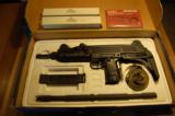 USED - IMI UZI Israel Model B 9MM -- Only 200 Rounds Fired - 1 of 10