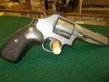 Smith & Wesson 686-6 - 3 of 3