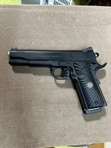 Wilson combat full CQB .45 - 2 of 8 Wilson combat full CQB .45 - 2 of 8