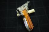 Smith & Wesson Model
39-2 Nickel made in 1975 9mm Para. - 4 of 11