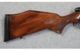 Weatherby Mark V 7MM Remington Magnum - 5 of 7