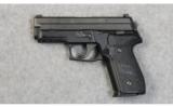 Sig Sauer P229 .40 Smith & Wesson - 2 of 2