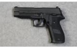 Sig Sauer P226 .40 Smith & Wesson - 3 of 3