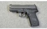 Sig Sauer P229 .40 Smith & Wesson - 2 of 2