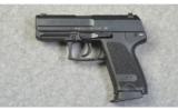 Heckler & Koch USP Compact .40 Smith & Wesson - 2 of 2