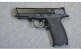 Smith & Wesson M&P40 .40 Smith & Wesson - 2 of 2