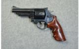 Smith&Wesson Model 25-13
.45 Colt - 2 of 2