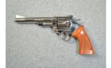 SMITH&WESSON (Nickel) Model 29-2.44 MAG - 2 of 4