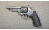 SMITH&WESSON Model 629-6
.44 Magnum - 2 of 2
