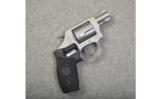 SMITH&WESSON Model 637-2
.38 SPL +P - 1 of 2